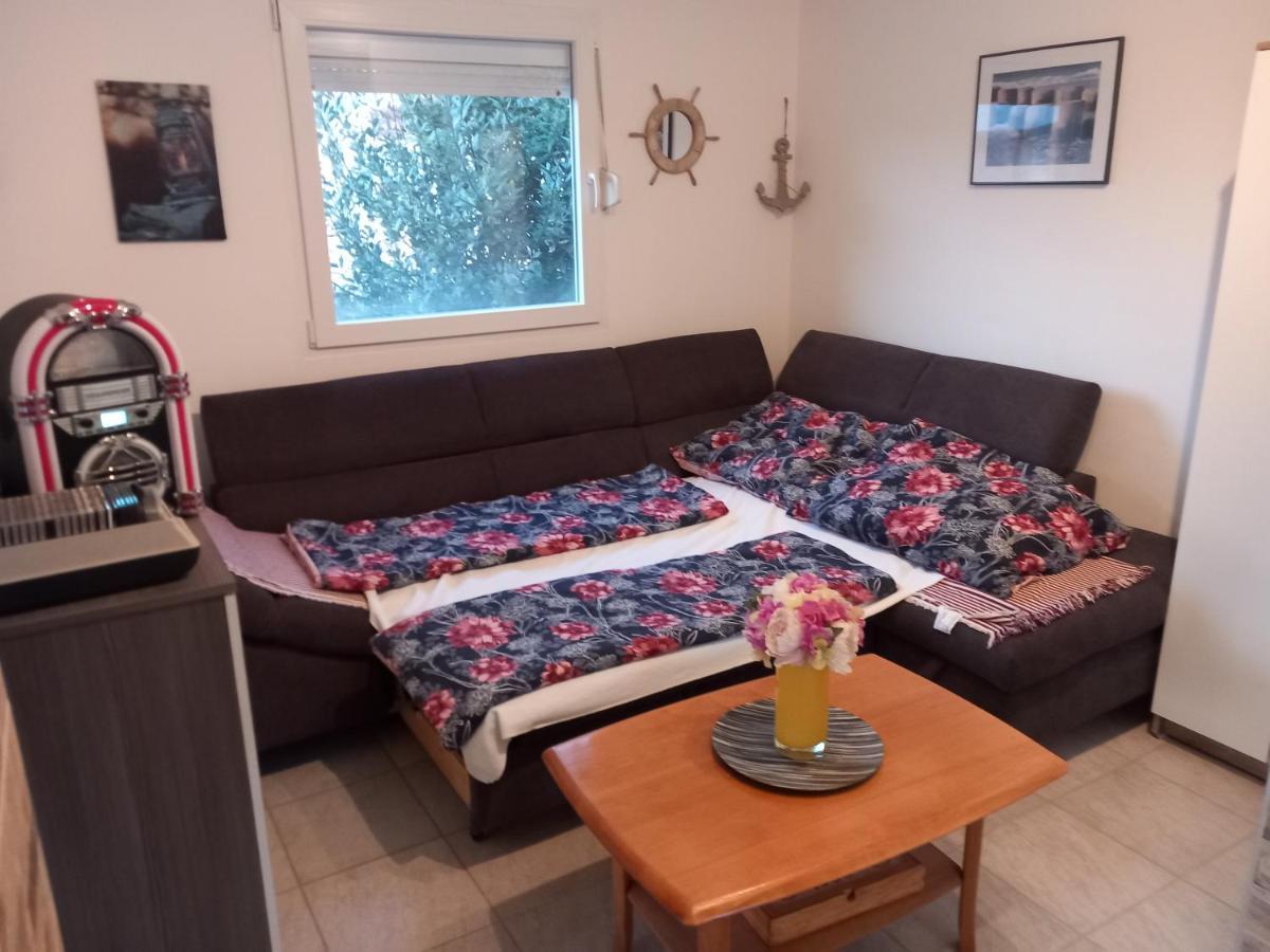 Familien Ferienhaus Vir Croatia 150M Strand Restaurant Einkaufen 外观 照片