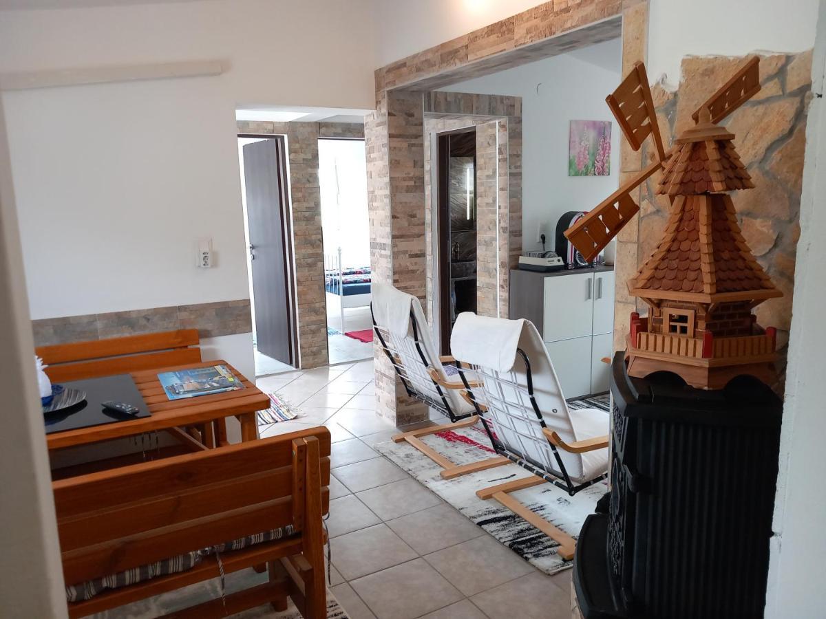 Familien Ferienhaus Vir Croatia 150M Strand Restaurant Einkaufen 外观 照片