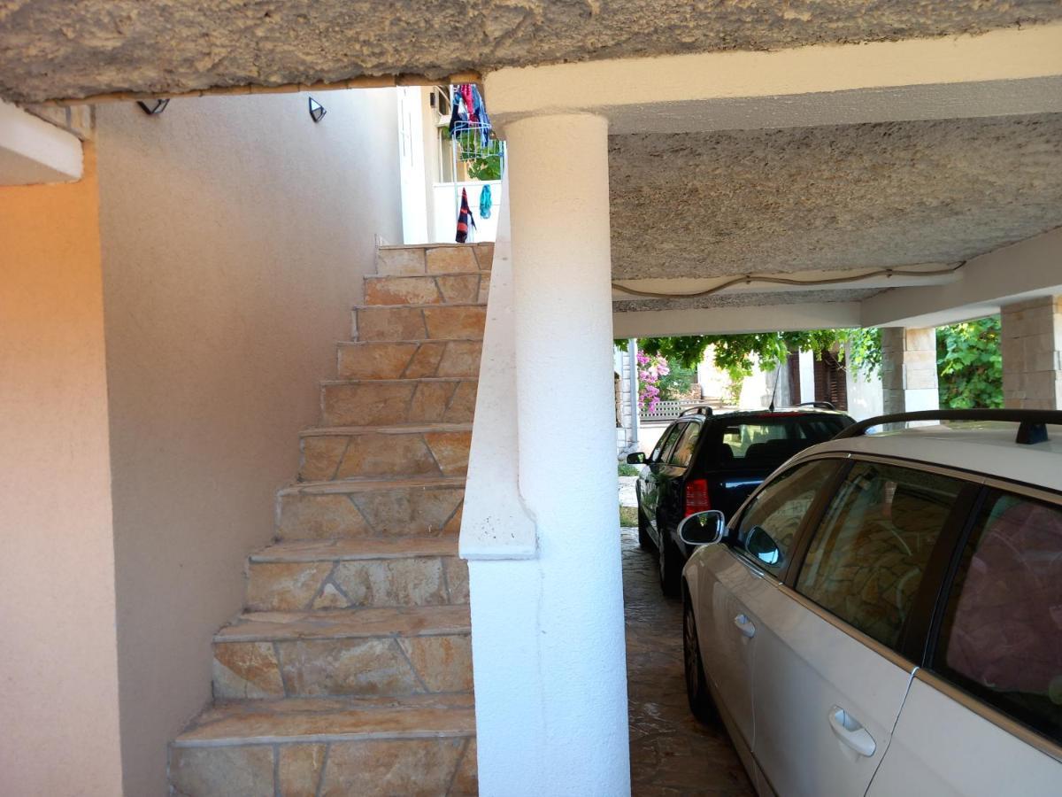 Familien Ferienhaus Vir Croatia 150M Strand Restaurant Einkaufen 外观 照片